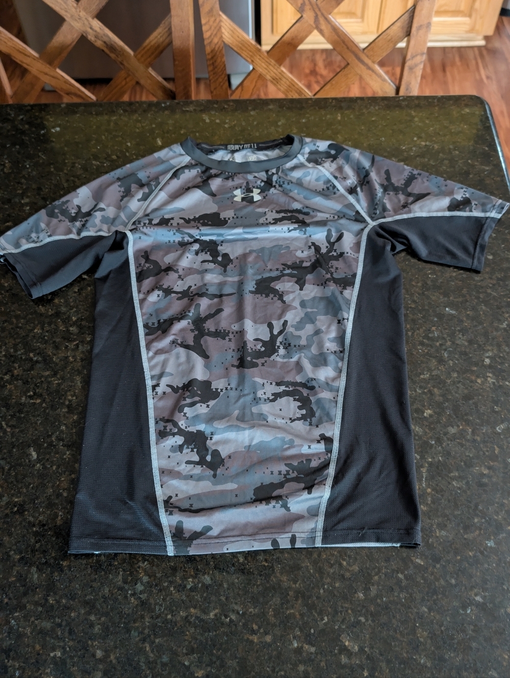 Under Armour Black/ Gray Army Of 11 Camo Short Sleeve Performance Tee Size Large